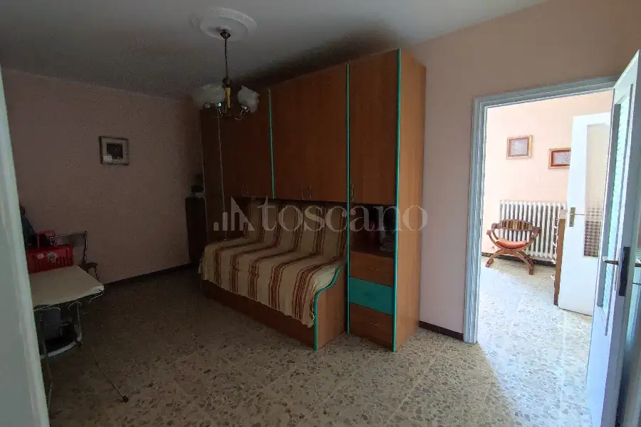 Villino a Schiera in vendita di 300 mq a €90.000 (rif. 22/2026)