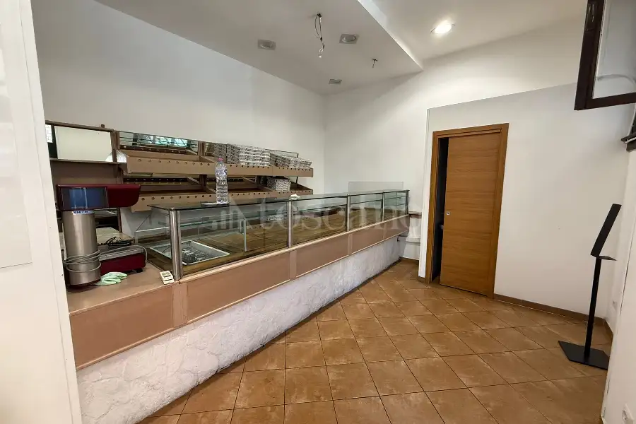 Negozio in vendita di 40 mq a €65.000 (rif. 68/2025)