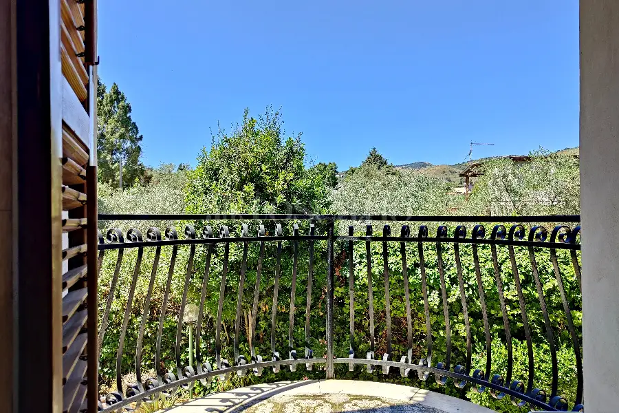 Villa in vendita di 500 mq a €255.000 (rif. 41/2026)
