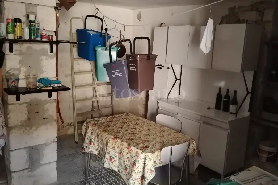 Casa Indipendente in vendita di 150 mq a €35.000 (rif. 225/2026)
