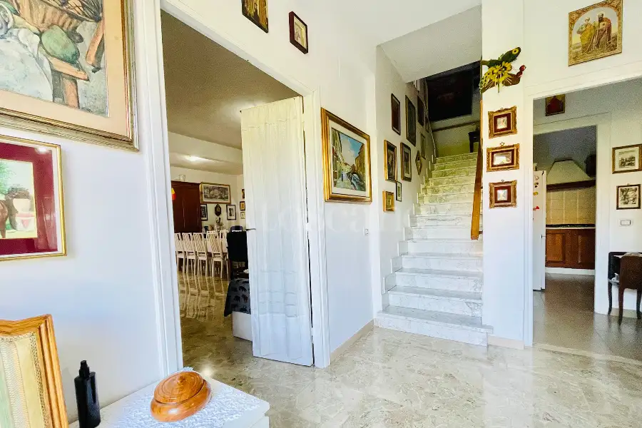 Villa in vendita di 337 mq a €719.000 (rif. 51/2025)