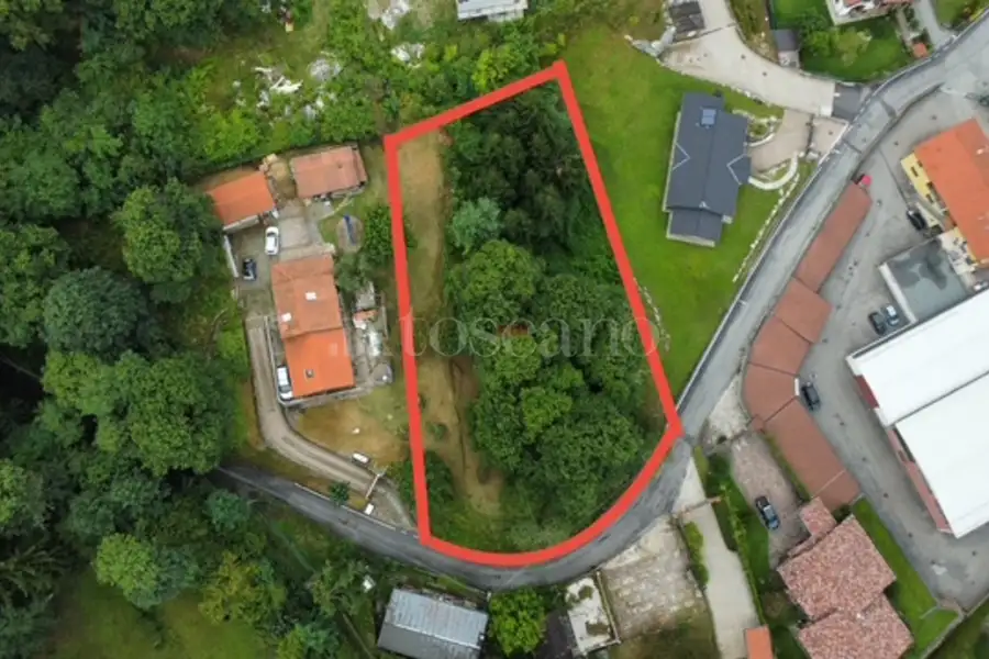 Edificabile Residenziali in vendita di 2.360 mq a €99.000 (rif. 93/2026)