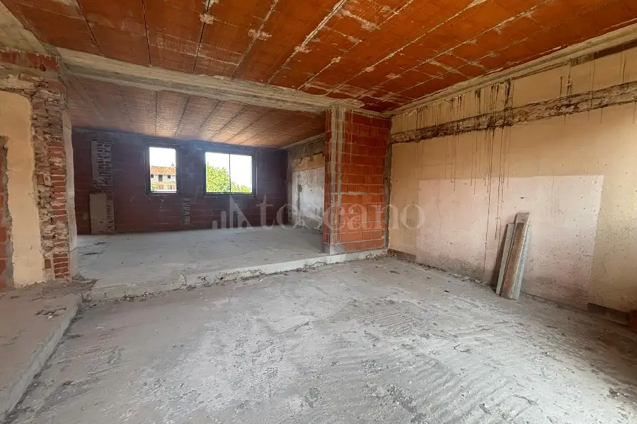 Casale in vendita di 840 mq a €650.000 (rif. 38/2026)