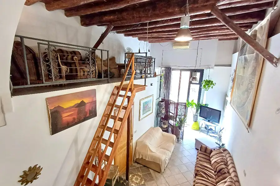 Loft in vendita di 80 mq a €270.000 (rif. 22/2025)