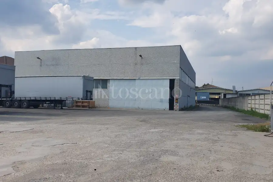 Capannone in vendita di 1.040 mq a €600.000 (rif. 36/2025)
