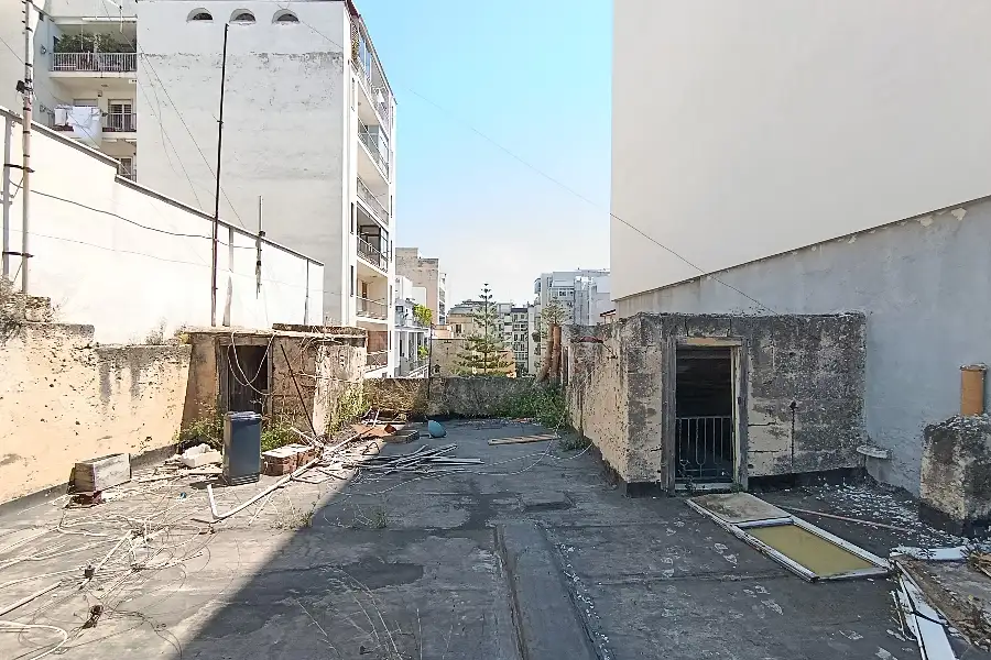 Palazzo in vendita di 408 mq a €1.100.000 (rif. 23/2026)