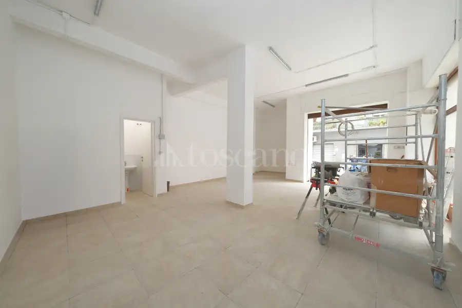 Negozio in affitto di 35 mq a €600 (rif. 13/2026)