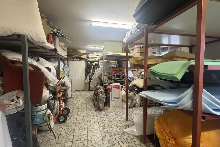 Laboratorio in vendita di 227 mq a €245.000 (rif. 29/2026)