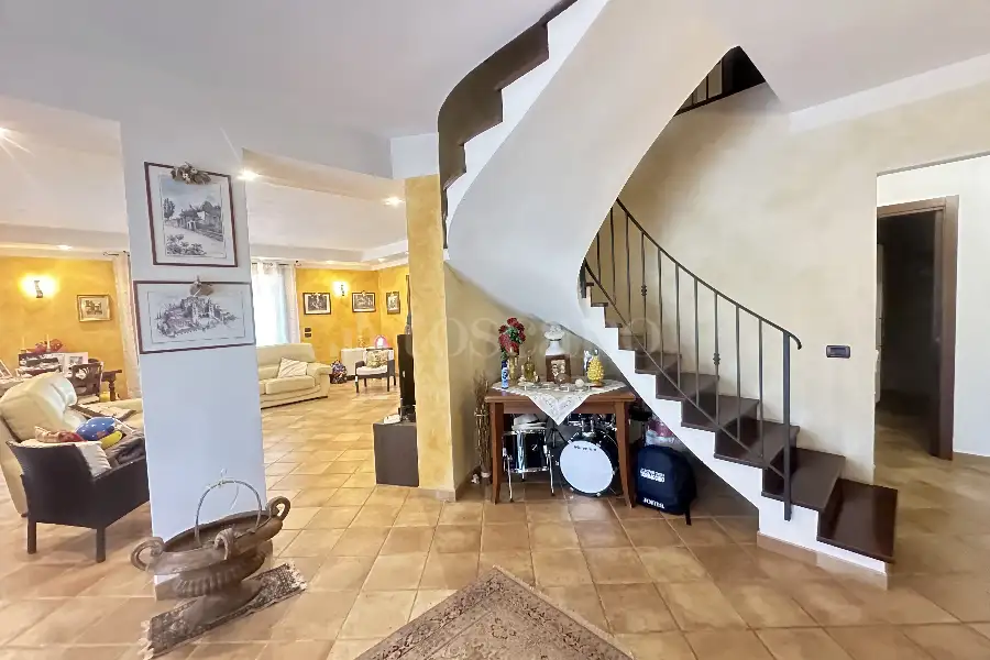 Villa in vendita di 250 mq a €470.000 (rif. 67/2025)