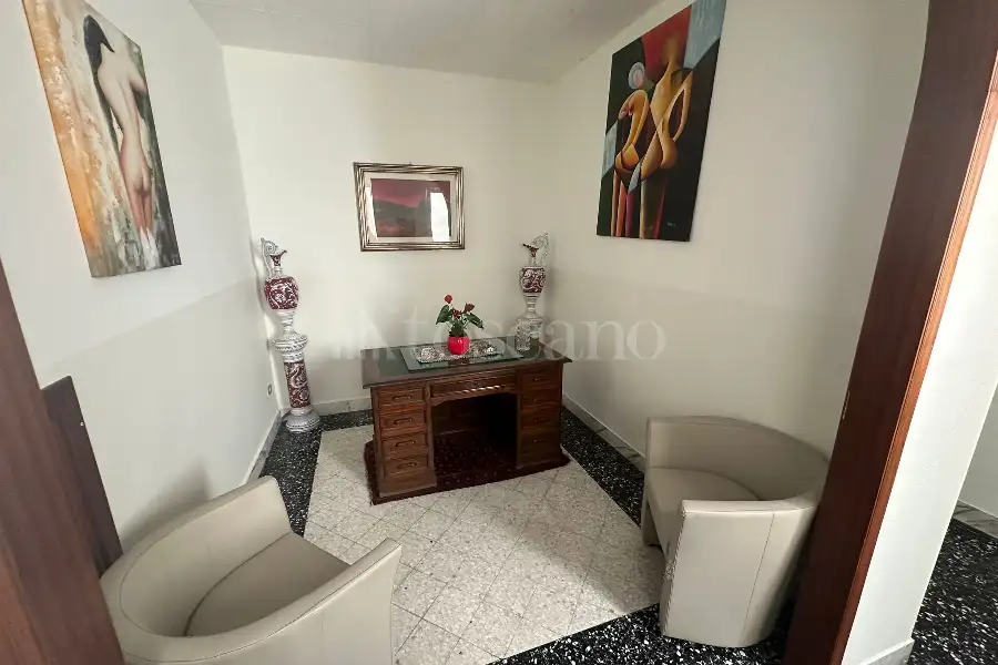 Casa in vendita di 285 mq a €680.000 (rif. 35/2026)