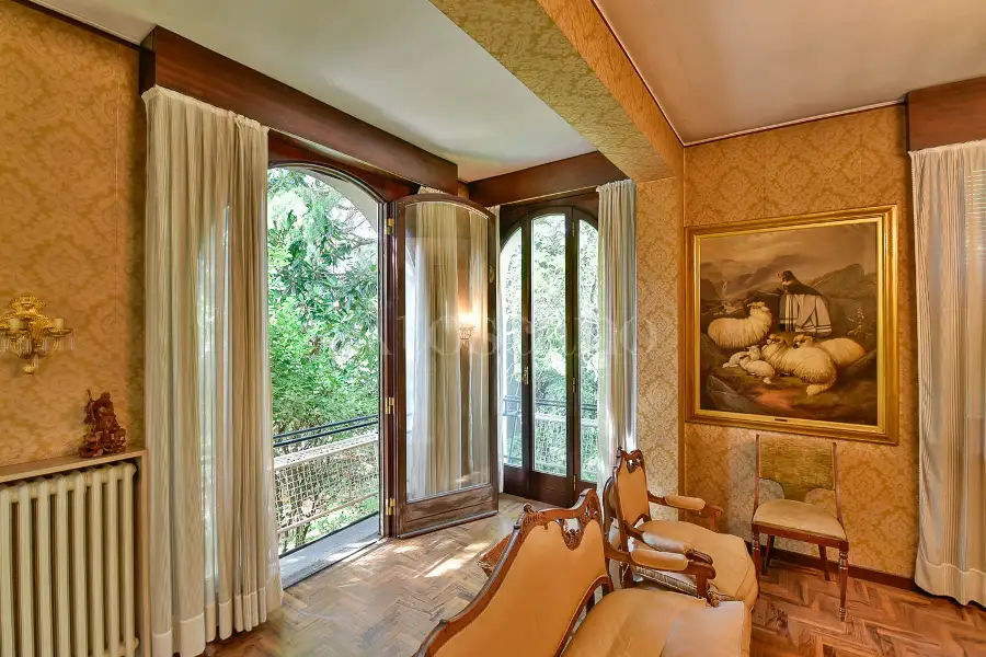 Villa in vendita di 240 mq a €440.000 (rif. 35/2026)