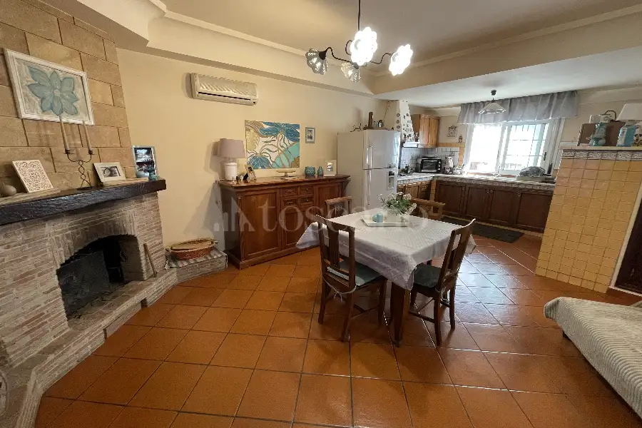 Villa Bifamiliare in vendita di 210 mq a €275.000 (rif. 55/2023)