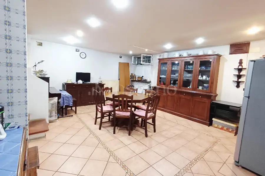 Villino a Schiera in vendita di 200 mq a €569.000 (rif. 9/2026)