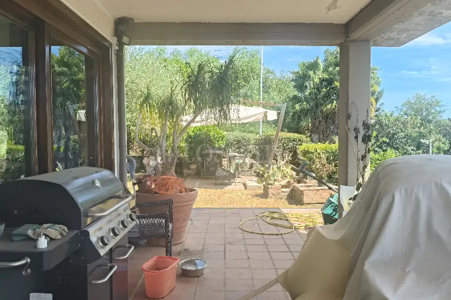 Villa in vendita di 226 mq a €420.000 (rif. 145/2026)