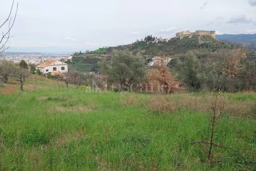 Edificabile Residenziali in vendita di 1.200 mq a €75.000 (rif. 13/2026)