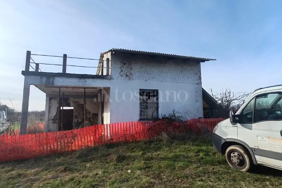 Casale in vendita di 75 mq a €20.000 (rif. 17/2026)