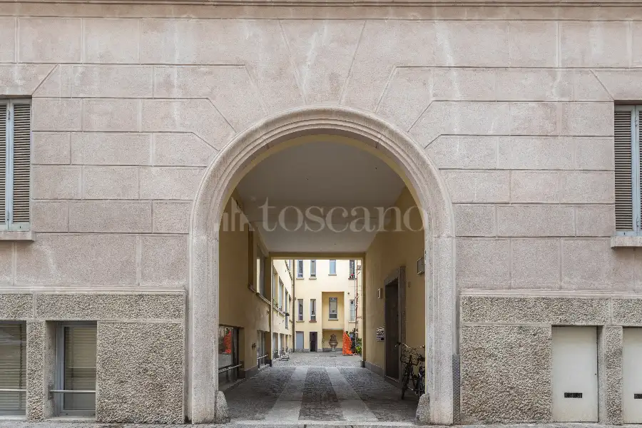 Casa in vendita di 360 mq a €2.050.000 (rif. 6/2026)