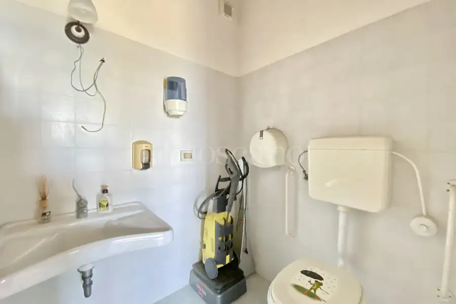 Negozio in vendita di 90 mq a €163.000 (rif. 43/2025)