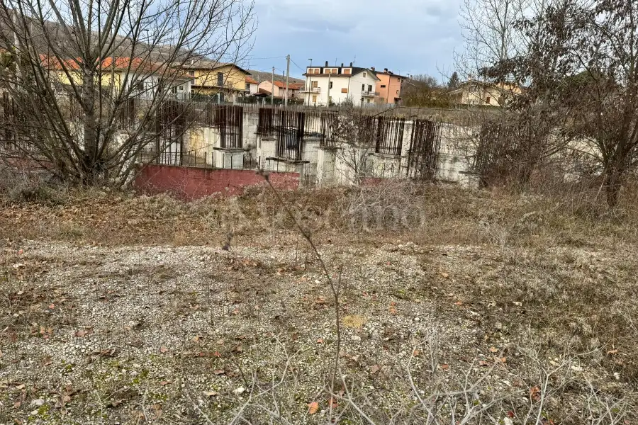 Edificabile Residenziali in vendita di 1.869 mq trattativa riservata (rif. 3/2025)