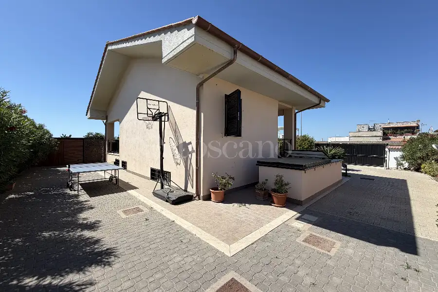 Villa in vendita di 150 mq a €675.000 (rif. 86/2026)