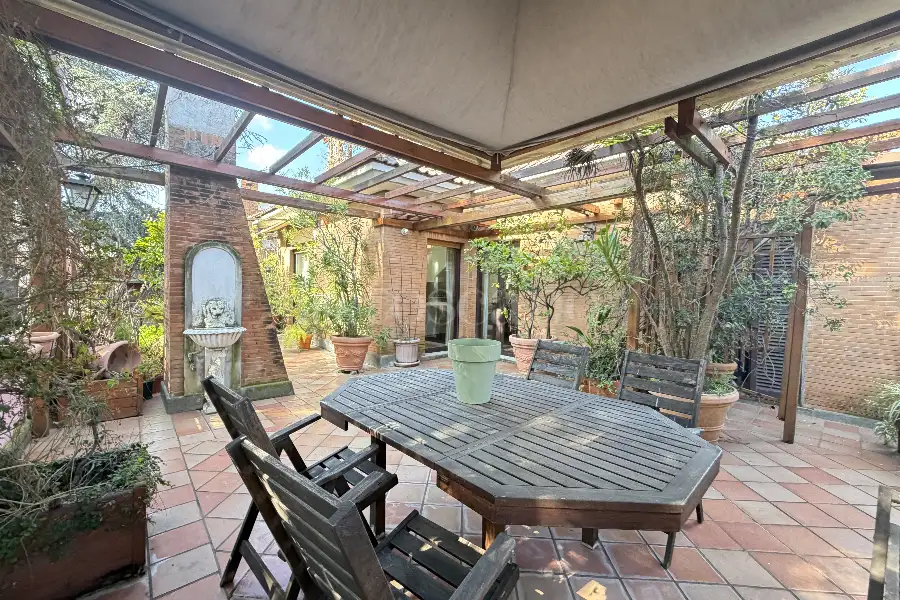 Attico in vendita di 250 mq a €1.100.000 (rif. 17/2026)