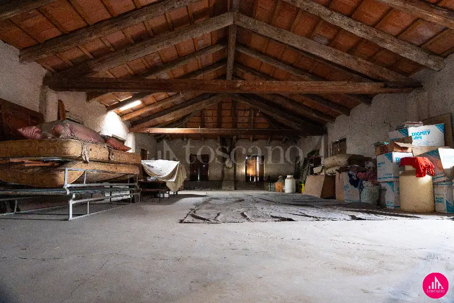 Casa Indipendente in vendita di 310 mq a €190.000 (rif. 66/2026)
