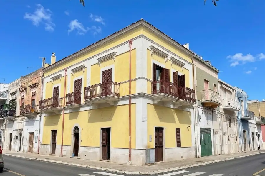 Casa Indipendente in vendita di 200 mq a €260.000 (rif. 1/2026)