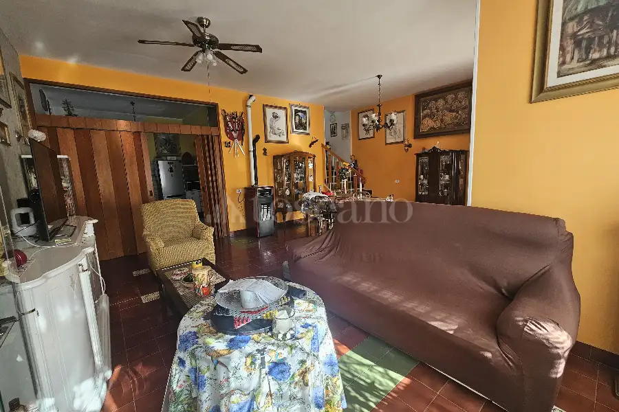 Villa Plurifamiliare in vendita di 160 mq a €275.000 (rif. 122/2025)