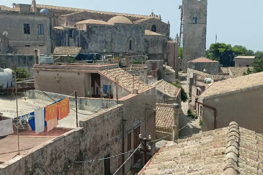 Casa Indipendente in vendita di 189 mq a €160.000 (rif. 32/2026)