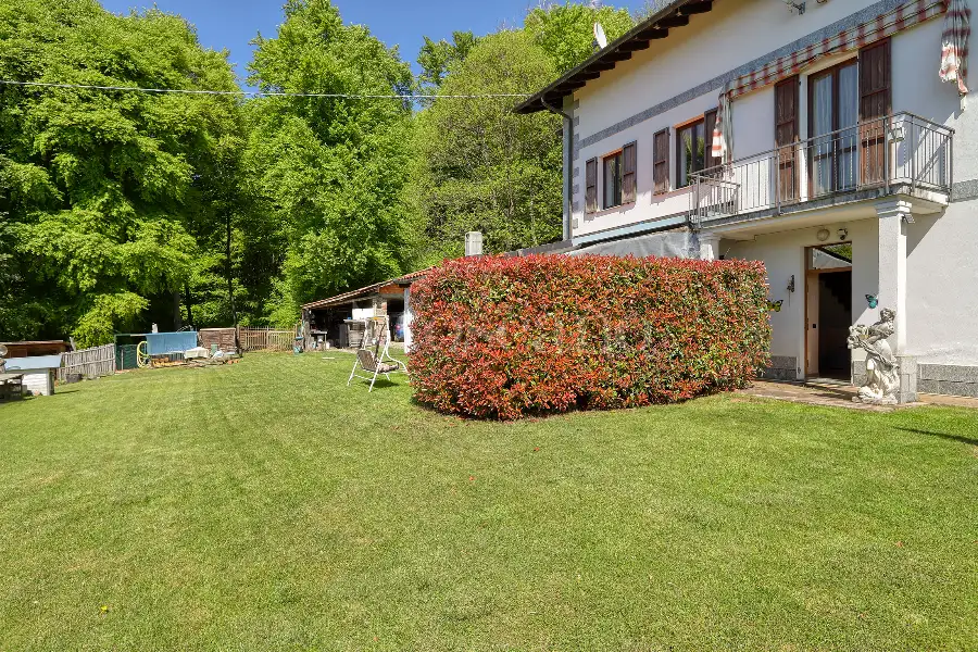 Casa Indipendente in vendita di 700 mq a €850.000 (rif. 146/2026)