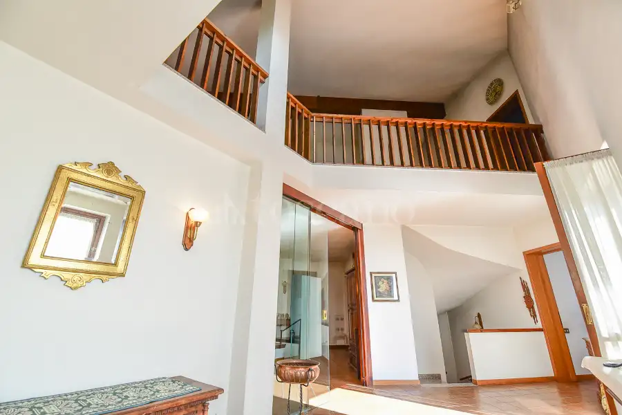 Villa in vendita di 660 mq a €790.000 (rif. 26/2025)