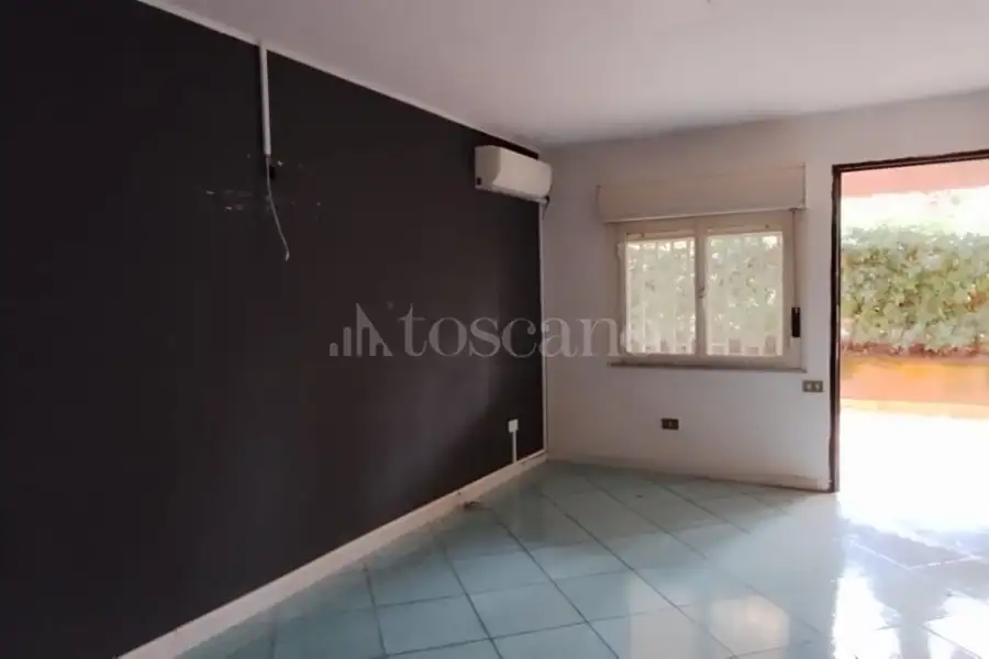 Ufficio in affitto di 47 mq a €490 (rif. 63/2025)