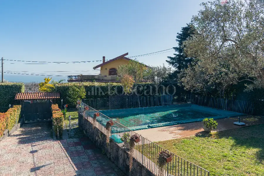 Villa in vendita di 270 mq a €318.000 (rif. 1/2026)