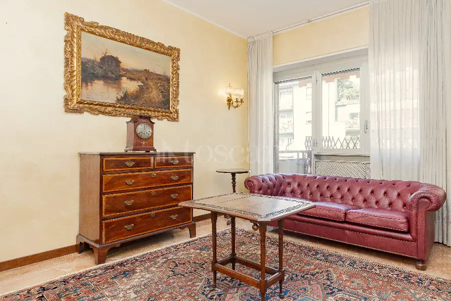 Casa in vendita di 180 mq a €1.395.000 (rif. 32/2026)