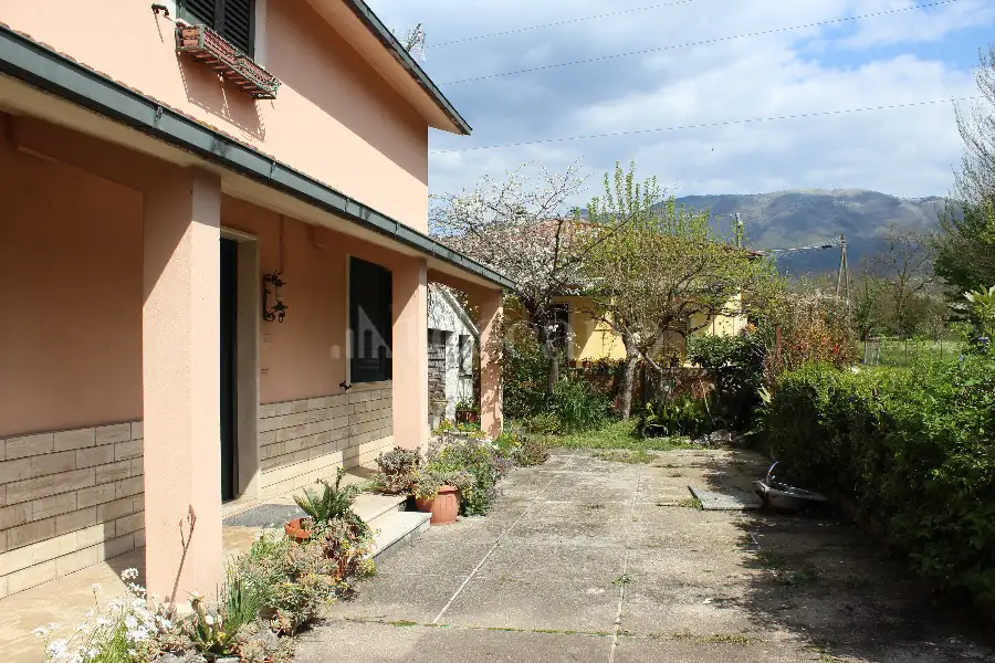 Casa Indipendente in vendita di 137 mq a €98.000 (rif. 8/2026)