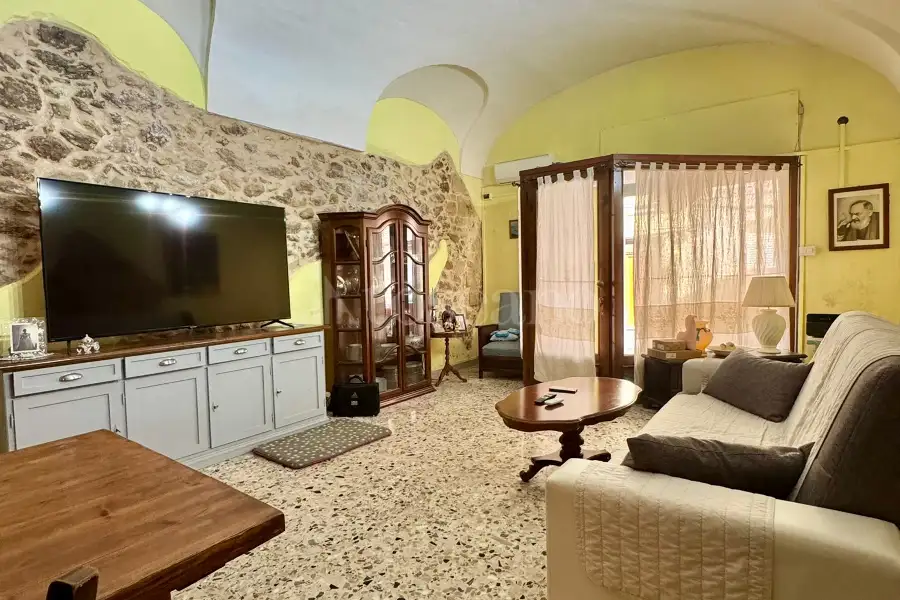 Casa Indipendente in vendita di 139 mq a €139.000 (rif. 49/2026)