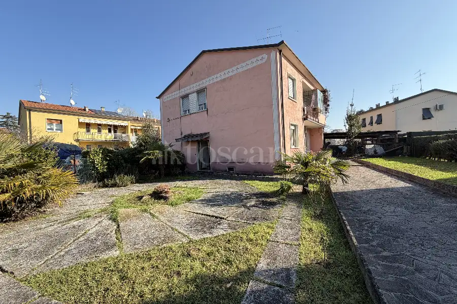Villa Bifamiliare in vendita di 125 mq a €280.000 (rif. 3/2026)