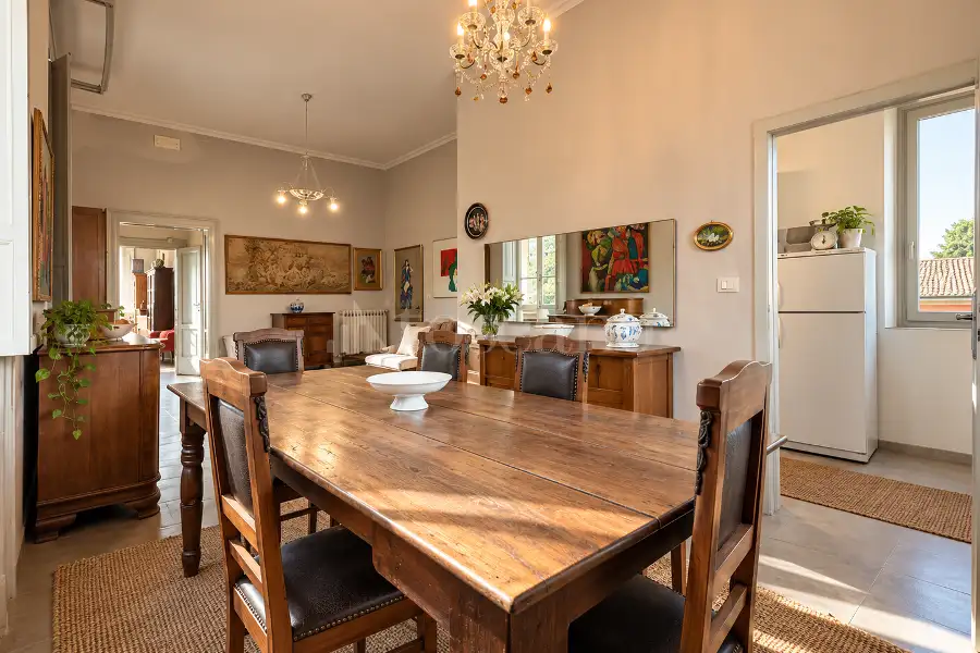 Villa Bifamiliare in vendita di 260 mq a €245.000 (rif. 50/2025)