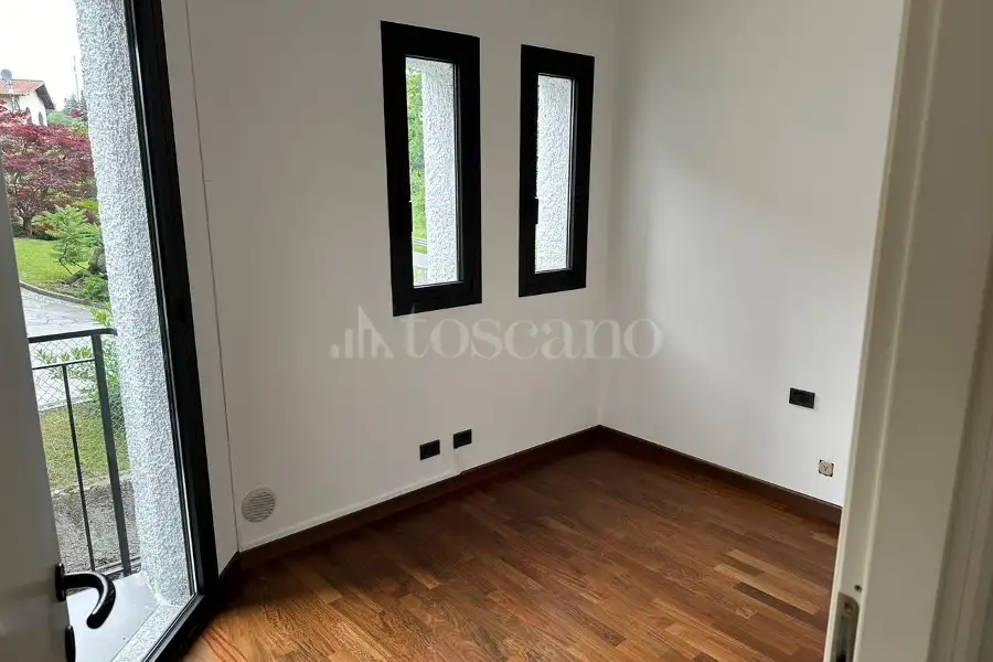 Casa in vendita di 360 mq a €650.000 (rif. 2/2026)