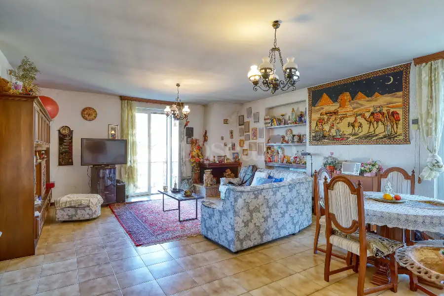 Casa in vendita di 223 mq a €330.000 (rif. 102/2026)