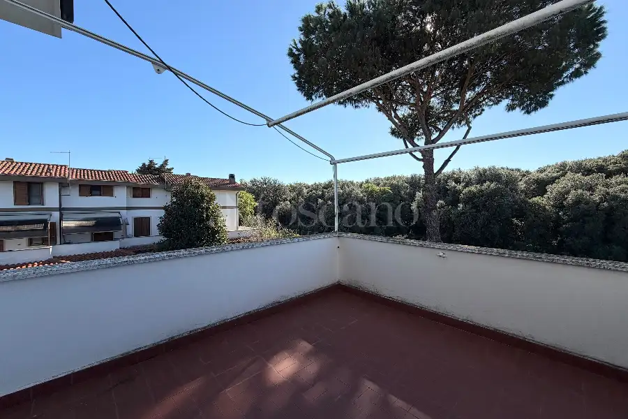 Villa in vendita di 250 mq a €739.000 (rif. 100/2026)