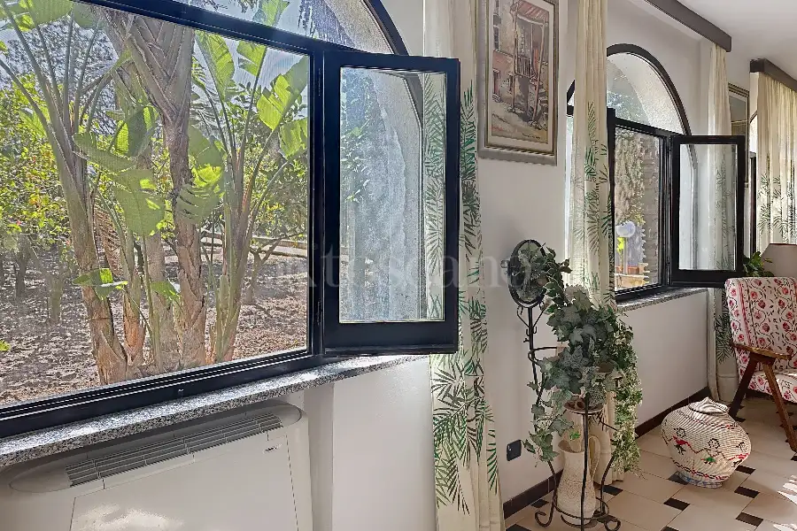 Villa in vendita di 300 mq a €290.000 (rif. 50/2025)