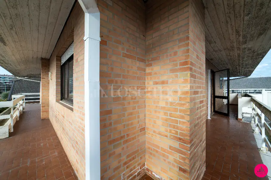 Casa Indipendente in vendita di 370 mq a €380.000 (rif. 8/2026)