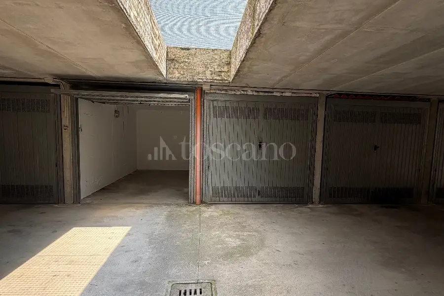 Box in vendita di 13 mq a €18.000 (rif. 12/2026)