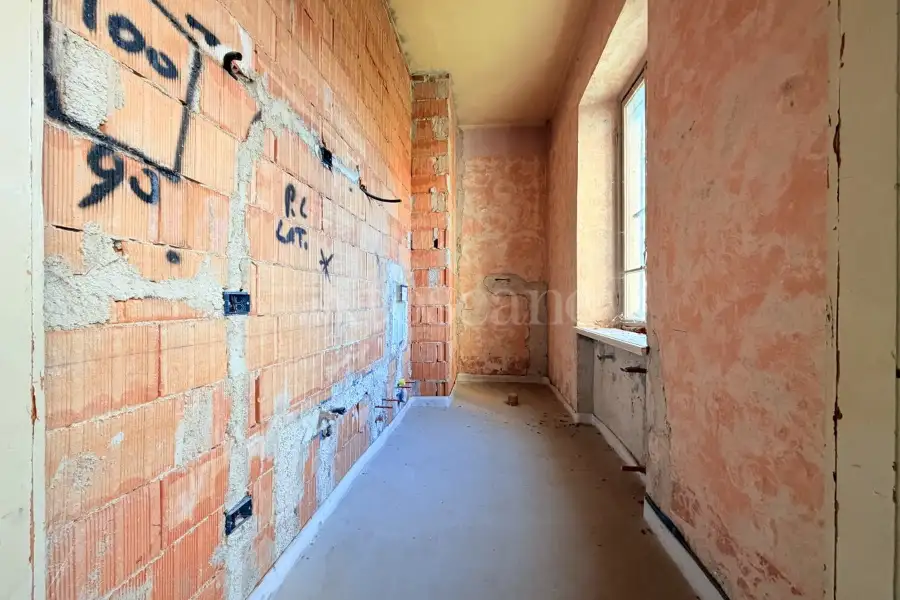 Villa in vendita di 440 mq a €469.000 (rif. 4/2026)