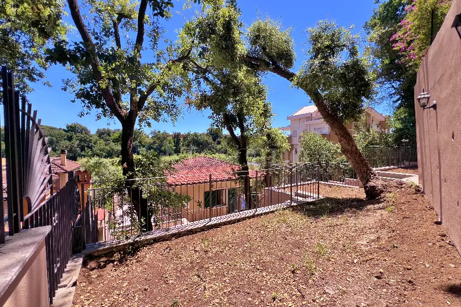 Casa Indipendente in vendita di 130 mq a €355.000 (rif. 12/2026)