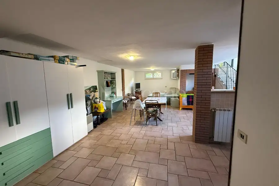 Villa Bifamiliare in vendita di 170 mq a €365.000 (rif. 84/2025)