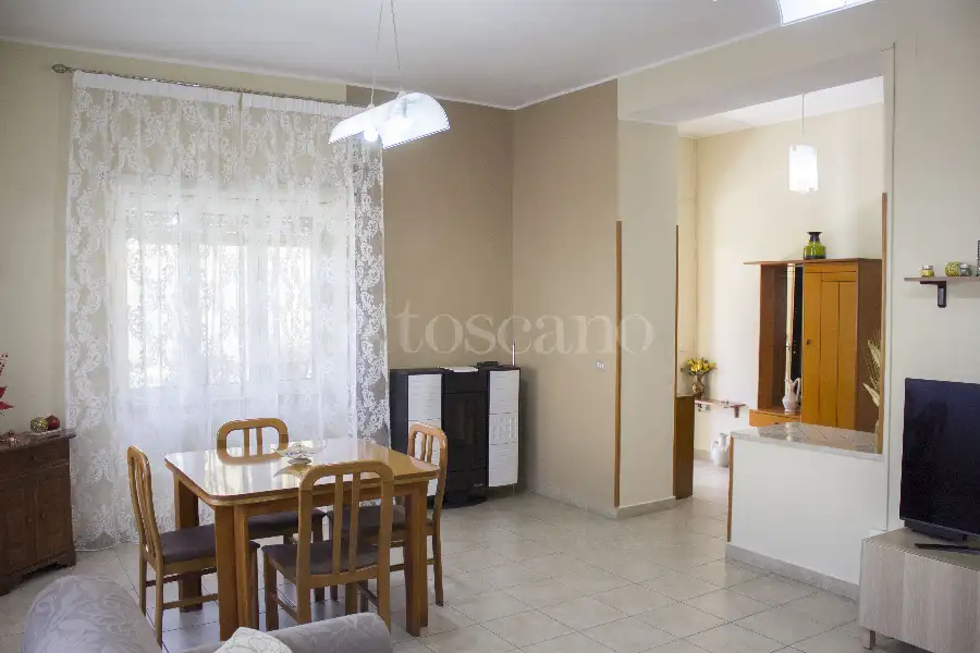 Casa Indipendente in vendita di 212 mq a €210.000 (rif. 15/2026)