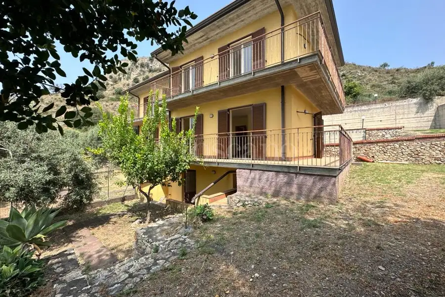 Villino a Schiera in vendita di 182 mq a €205.000 (rif. 30/2023)