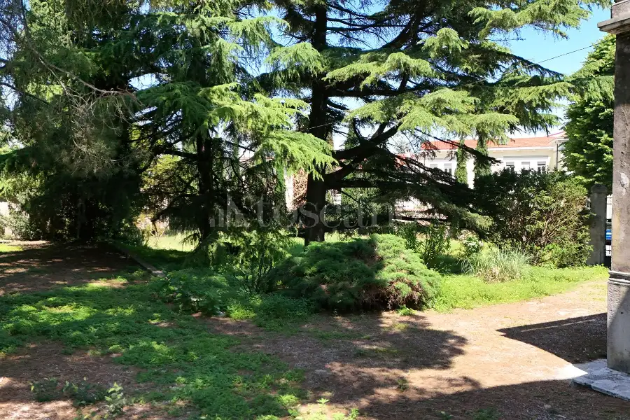 Rustico in vendita di 2.000 mq a €2.000.000 (rif. 26/2026)